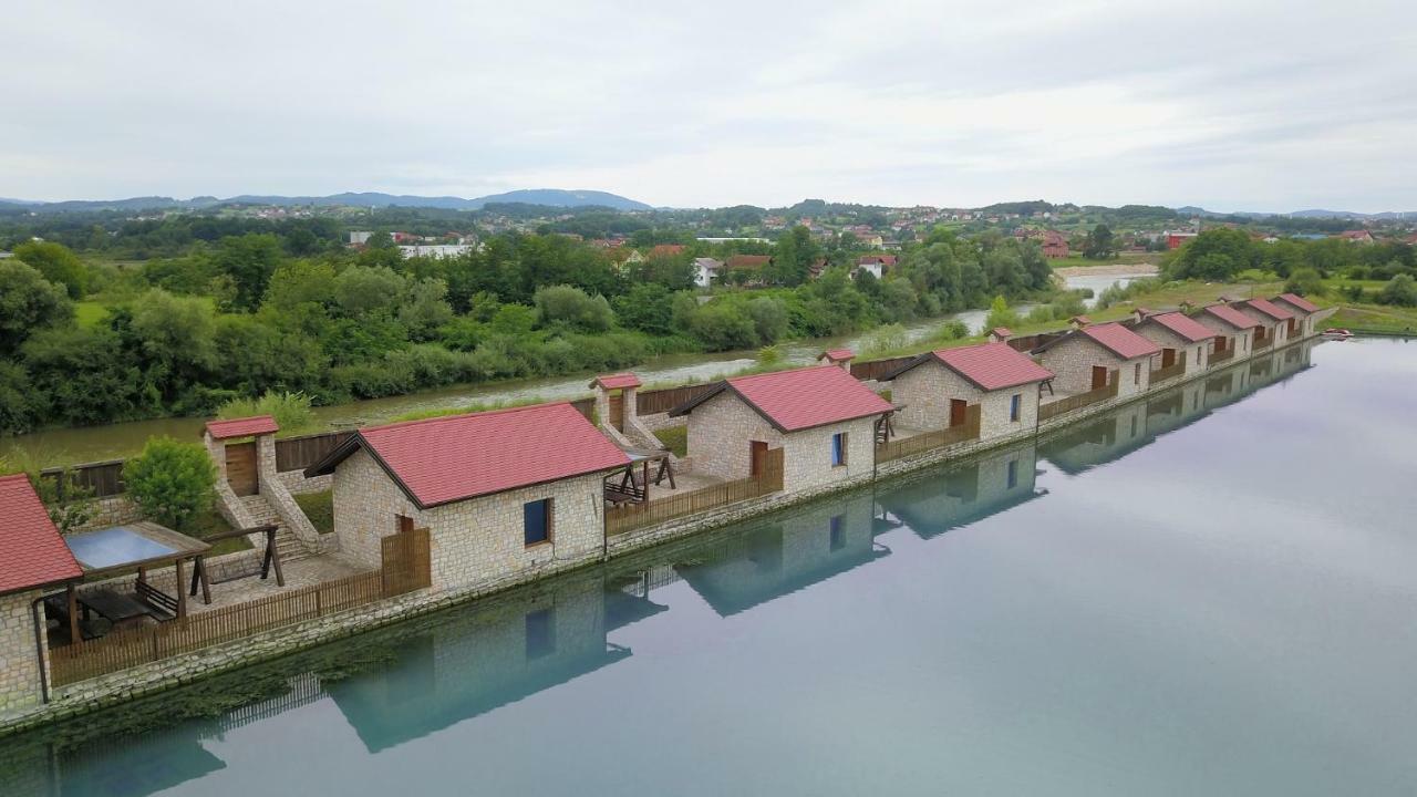 Jezero Jelen Hotel Tesanj Exterior photo